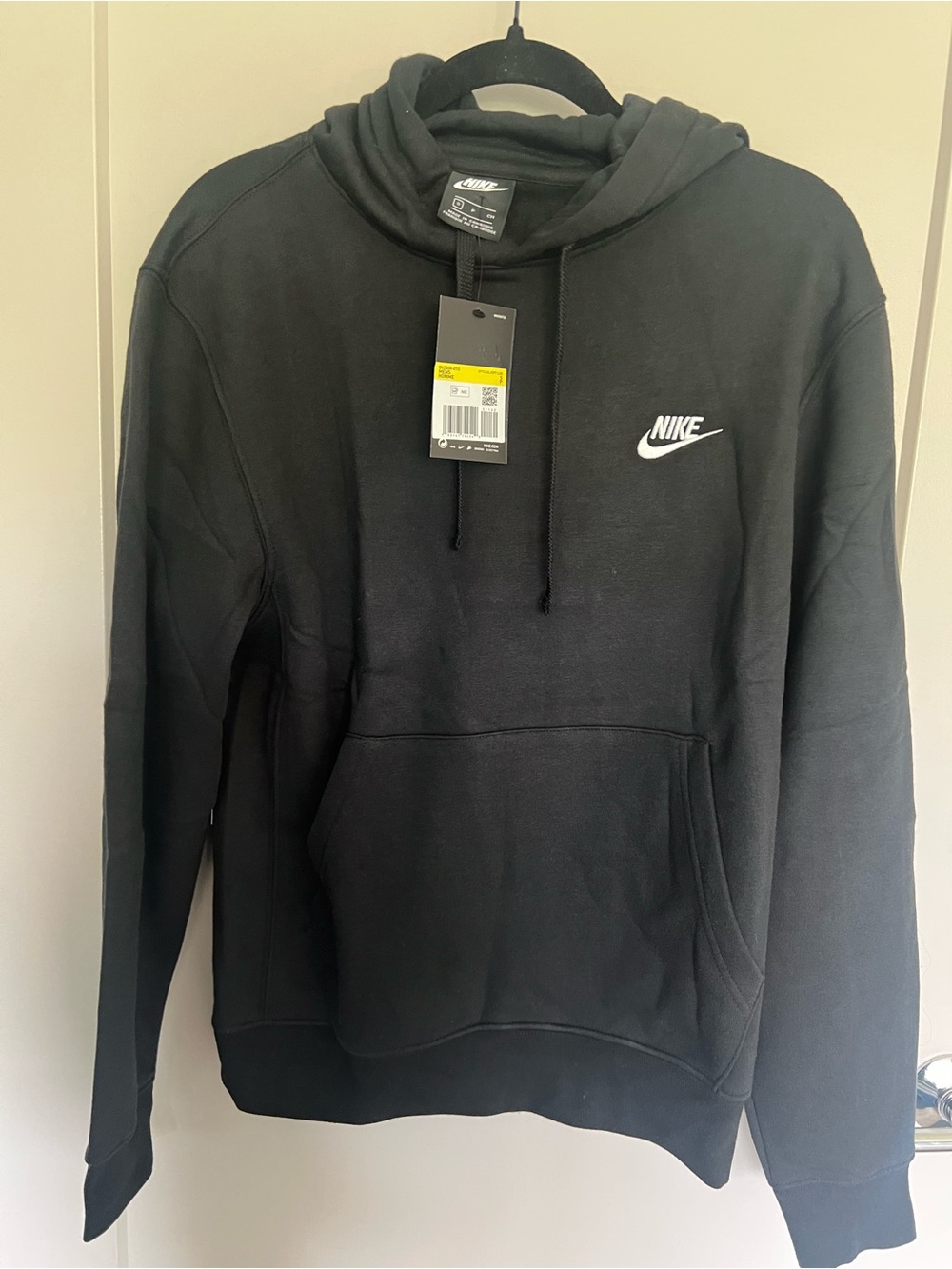 Nike Black Men’s Pullover Hoodie with White Swoosh